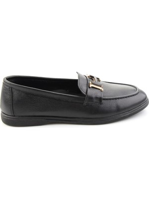 Bambi Siyah Hakiki Deri Kadın Loafer Ayakkabı K01821097203