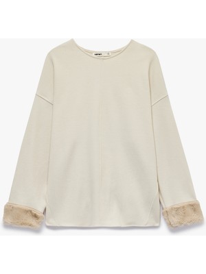 Koton Bisiklet Yaka Uzun Kollu Suni Kürklü Oversize Sweatshirt