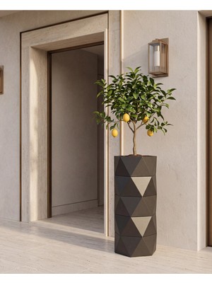 Ottolamp Prizma Saksı Metal Katmanlı Geometrik Dekoratif Dış Mekan Çiçek Saksısı Ø35X60 cm