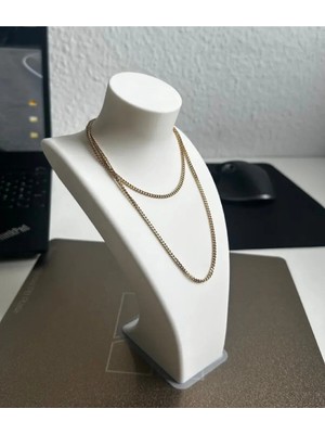 Maison Luré Detaylı 3D Takı Büstü, Şık ve Modern Tasarım ile Sergileme Imkanı Makyaj & Takı
