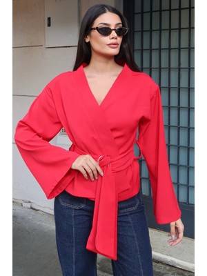 Kechi Woman Krep Kumaş Kruvaze Kemerli Kimono Bluz — Kırmızı