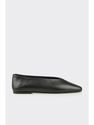 Elle Black Leather Women's Casual Shoes