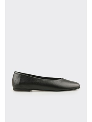 Elle Black Leather Women's Casual Shoes
