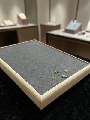 Maison Luré Sağlam Ahşap Piercing Küpe Tablası ve Takı Organizeri, 176'LI Makyaj & Takı Organizeri