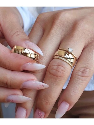 Alyans Model Asil Işıltı Gold Tektaş & 4 Lü Alyans Seti – Zamansız Zarafet
