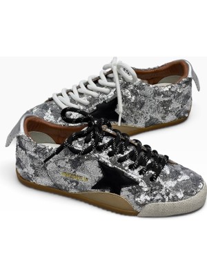 Globalux Women’s - Golden Goose True-Star Silver Sequins - Gümüş Payetli - Black Star Detaylı - Kadın Sneaker Ayakkabı