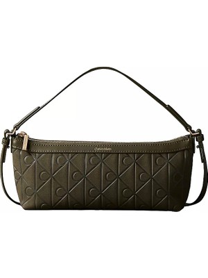Calvin Klein Kadın Monogram Logo Desenli Üstten Tutmalı Çıkarılabilir Omuz Askılı Fermuarlı Yeşil Çanta LV04F3879G-LI1