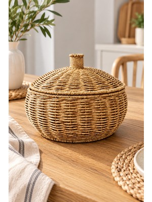 Nokka Hasır Rattan Kapaklı Sepet 29X24 cm Büyük Boy – El Yapımı Dekoratif Düzenleyici Saklama ve Sunum Sepeti
