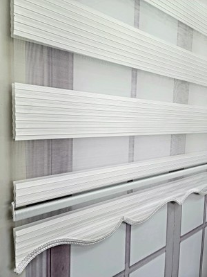 Tr Pliseli Stor Zebra Perde Sert Plastik Kasalı 100X200 Beyaz