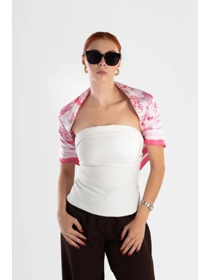 Pembe Tonlarıyla Tasarlanmış Çiçek Desenli Twill Ipek Eşarp
