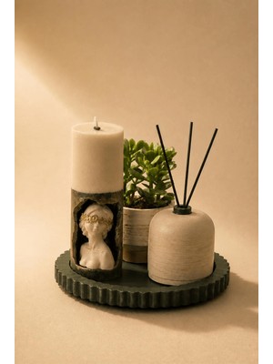 Giselle Emerald Goddess & Botanical