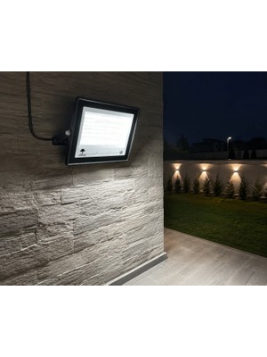 Mov 100W LED Projektör 6500K Beyaz Işık 10.000 Lümen Dış Mekan