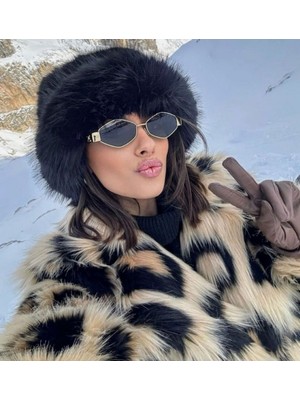 Luun Siyah Peluş Rus Kalpak