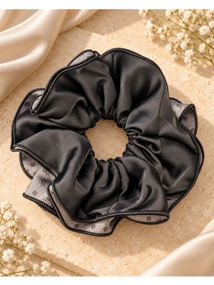 Kumru Studio Siyah-Gri 4 Katmanlı Çiçek Desenli Fırfır Scrunchie Saç Tokası