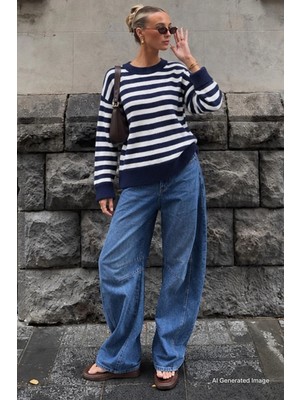 Madmext Lacivert Çizgili Bisiklet Yaka Oversize Kadın Kazak MG2894