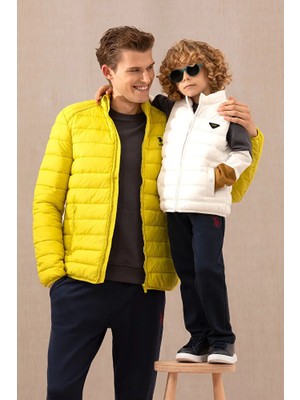 U.S. Polo Assn. Erkek Neon Sarı Mont 50271078-VR168