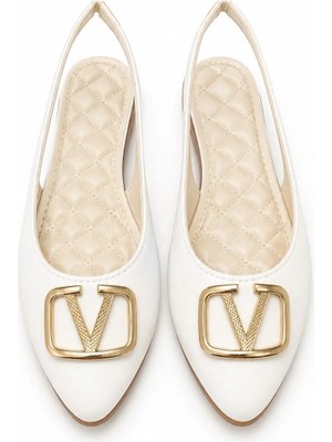 Juuuj Beyaz Esnek Dokulu Yumuşak Tabanlı Gold Toka Detaylı Slingback Model Sivri Burun Babet