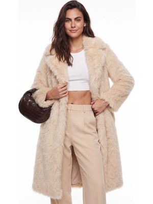 Juuuj Krem Polyester Kumaş Geniş Yaka Uzun Kollu Kürklü Astarlı Yumuşak Dokulu Düz Kesim Mont
