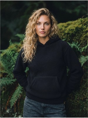 Juuuj Siyah Pamuklu Welsoft Doku Uzun Kollu Kapüşonlu Kanguru Cepli Rahat Kesim Sweatshirt