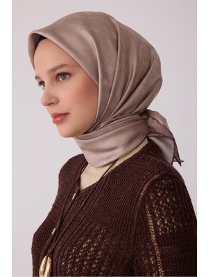 Belli 2026-2027 Sonbahar Kış Sezonu Twill Ipek Eşarp MSR28T 33