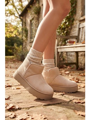 Moda Bej Içi Kürklü Kısa Soğuğa Dayanıklı Süet Kadın Bot & Bootie