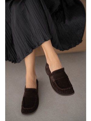 Selin Shoes Blaine Hakiki Deri Büzgülü Küt Burun Kadın Loafer- Kahve Süet