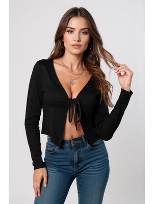 MiaMoon Kadın Siyah Uzun Kollu Önden Bağlama Detaylı Crop Top Bluz – Şık, Rahat ve Kolay Kombinlenebilir