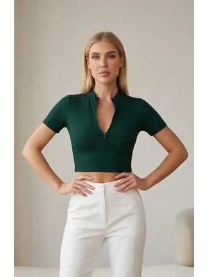 MiaMoon Kadın Yeşil Yarım Fermuarlı ve Kısa Kollu Crop Top Bluz – Şık, Rahat ve Kolay Kombinlenebilir