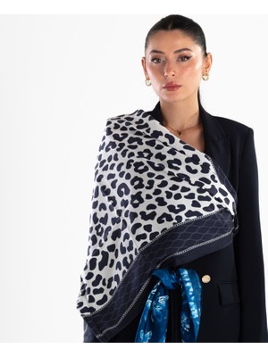 Giovanni Boulera Vahşi Zarafet Zebra ve Leopar Desenli Mulberry Twill Ipek Eşarp 90X90 cm