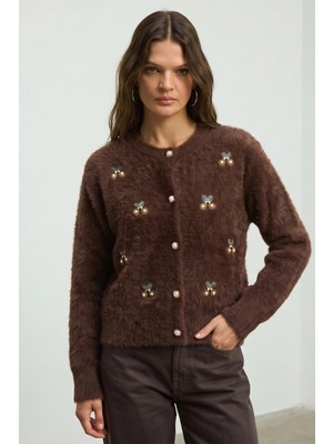 Soft & Basic Taş Işlemeli Yumuşak Tüylü Triko Düğmeli Hırka