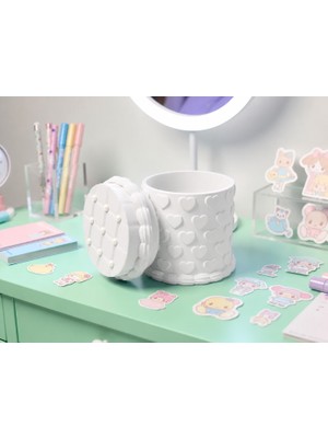 Ttt 3D Baskı Kabartma Kalp Desenli Kapaklı Kalemlik - Masaüstü Organizer - Beyaz