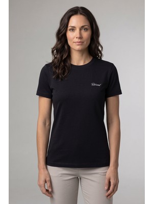 Relaxed Yetişkin Kadın Tişört - Slim Fit Kalıp
