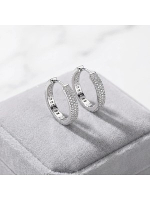 Arvenia Silver Yoğun Pave Beyaz Zirkon Taşlı Kilitli Kadın 925 Ayar Gümüş Halka Küpe
