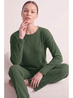 Farya Home Pamuklu Şeritli Kışlık Yumuşak Tuşe Interlok Örme Pijama Takımı
