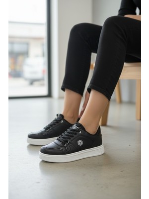 Enoch Yan Panel Logolu Lmbrck Model Düz Tabanlı Bağcıklı Kadın Sneaker