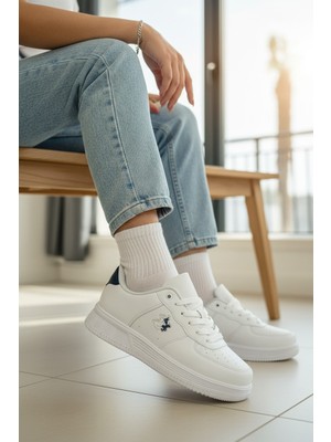 Enoch Yan Figür Detaylı Delikli Burun Düz Tabanlı Bağcıklı Kadın Sneaker