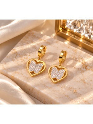 Terragolds 316L Çelik Gold Renk Kelebek Model Zirkon Taş Detay Kadın Küpe