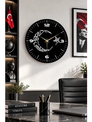 Renkli Baskı Ay Yıldız Atatürk Yazı Desenli Sayılı Hediyelik Ahşap Sessiz Duvar Saati 45CM