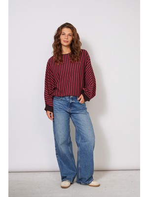 Nisan Triko Oversize Yarasa Kol Çizgili Triko Bluz