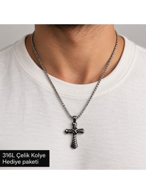 Herşey Nota Düğüm Detaylı Erkek Kolye – 316L Çelik 70 cm Zincirli Işlemeli Şık Tasarım