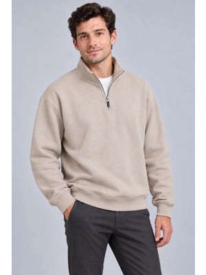 Tarz Yeri Erkek Üç Iplik Içi Şardonlu Dik Yaka Yarım Fermuarlı Kışlık Sweatshirt - Bej