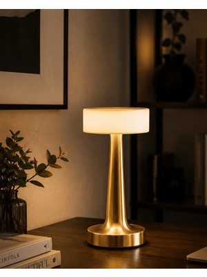 Str Store Kablosuz Mantar Masa Lambası Gold Kare Tasarım Type C Şarjlı