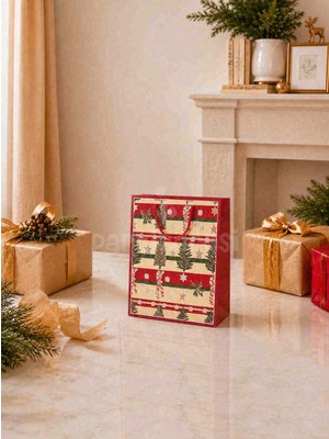 Parti Adresi Yılbaşı Temalı Karton Hediye Çantası – Çam Ağacı ve Şeker Motifli 18X23X10 cm