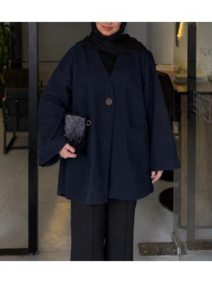 by Nursel Çiçek Kadın Premium Oversize Önü Düğmeli ve Çift Cep Detaylı Tesettür Ceket