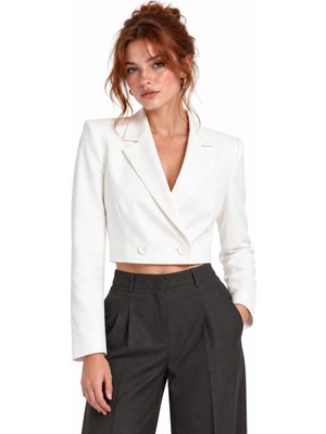 Saade Beyaz Kadın Regular Fit Kruvaze Kapama Dokuma Crop Blazer Ceket -Şık & Spor