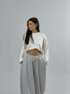 Cocopelli Ekru Bisiklet Yaka Basic Kadın Sweatshirt COC3543