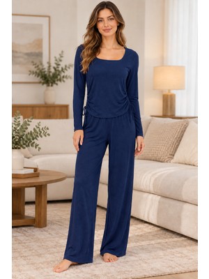 Lilac Kadın %100 Pamuk Lacivert Kare Yaka Yandan Büzgülü Cepsiz Pijama Takımı