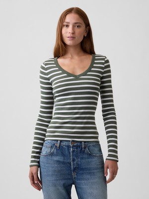 Gap Kadın Haki Modern Fitilli V-Yaka T-Shirt