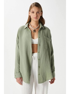 Kadın Müslin Kumaş Oversize Uzun Kollu Gömlek