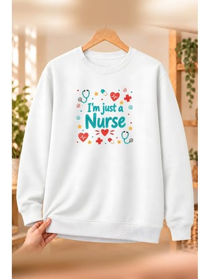 Mor Mürekkep Hemşire (Nurse) Meslek Yazısı Baskılı Kadın Bisiklet Yaka Sweatshirt - Beyaz